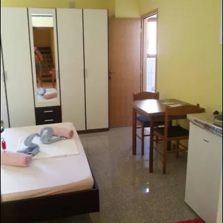 Triglav Apartman *