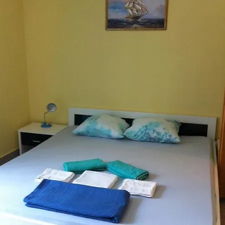 Triglav Apartman *